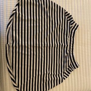 SKATER SKIRT WITH POCKETS